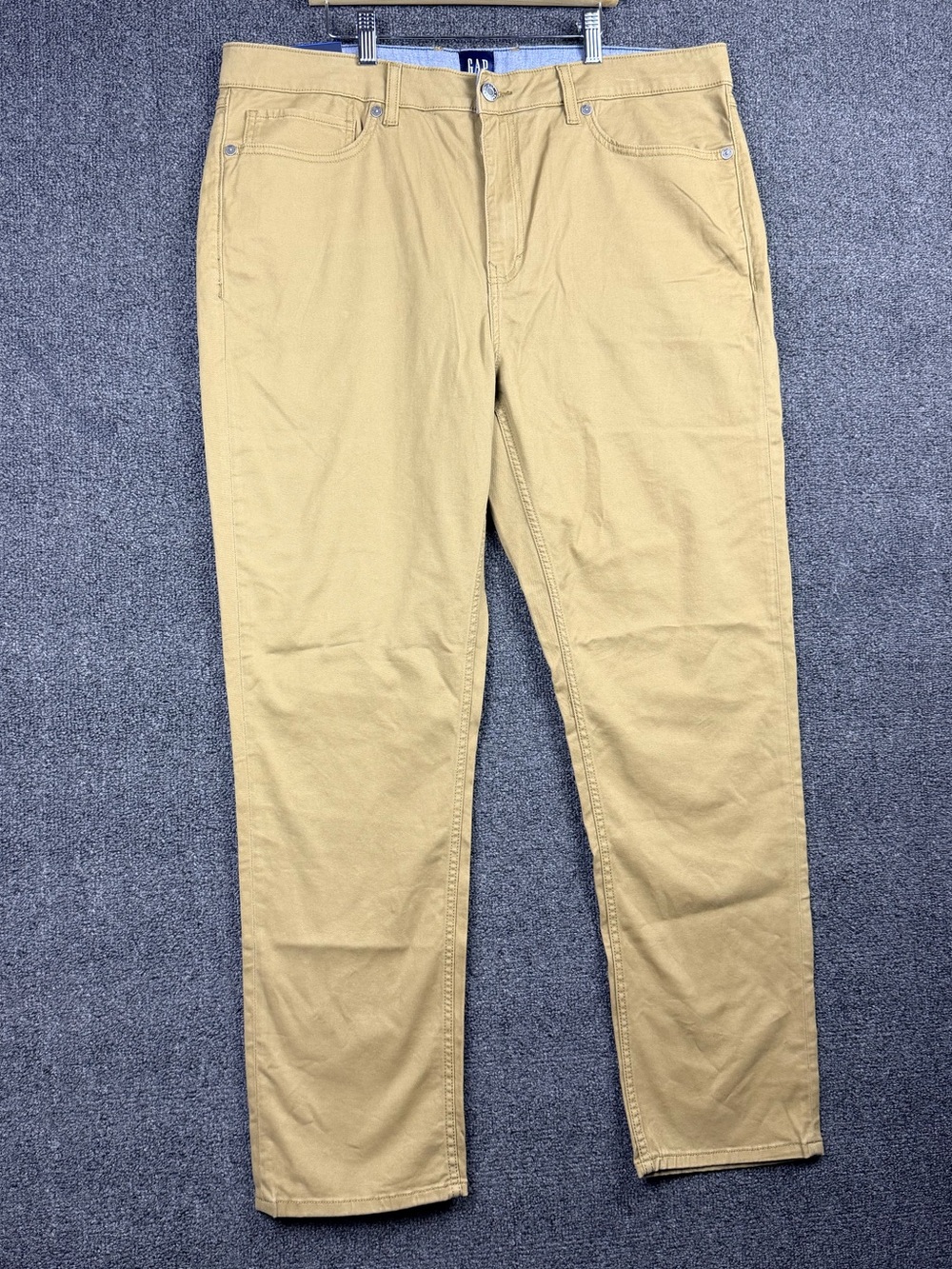 GAP Men’s Chino Pants - Light Tan 38x30 Brand new with Tags